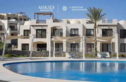 Chalet - 2 Bedrooms - 2 Bathrooms for sale in Makadi Orascom Resort - Makadi - Hurghada - Red Sea