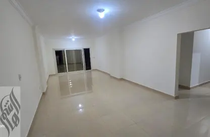 شقة - 3 غرف نوم - 3 حمامات للبيع في مدينة وصال - كمبوندات الشروق - مدينة الشروق - القاهرة