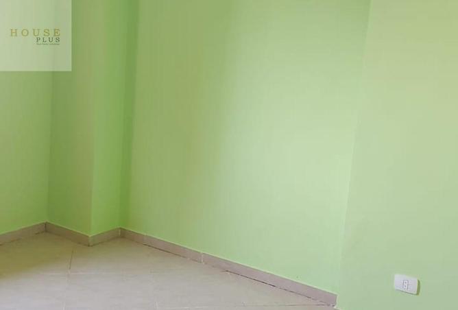 8205378 - Property Image 3