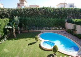 Villa - 6 bedrooms - 5 bathrooms for للبيع in Mehwar Al Taameer Road - King Mariout - Hay Al Amereyah - Alexandria