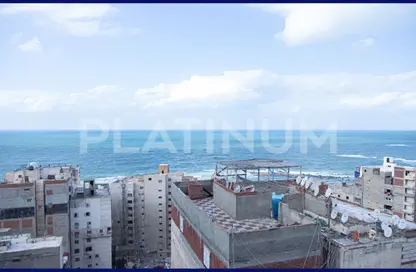 Apartment - 4 Bedrooms - 3 Bathrooms for sale in Kaaed Asrab Al Behar St. - Miami - Hay Awal El Montazah - Alexandria
