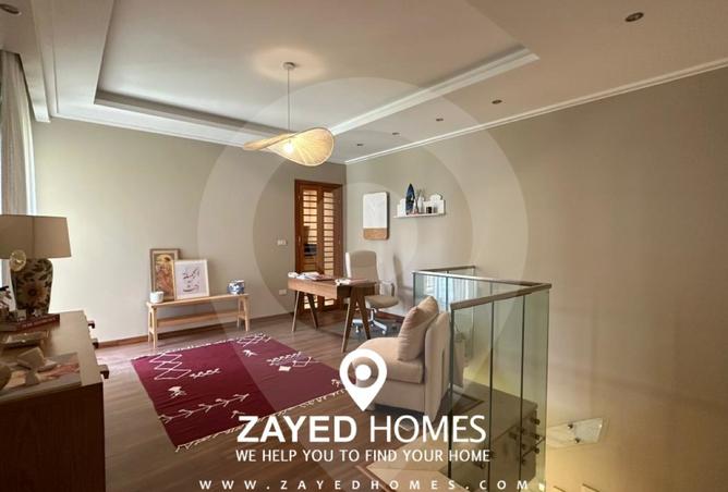 8023371 - Property Image 2