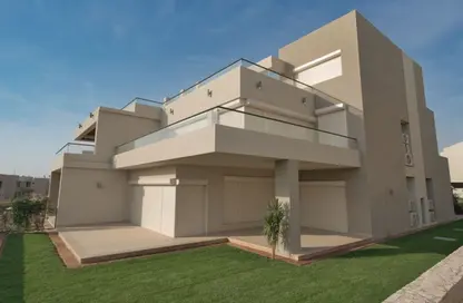 Villa - 5 Bedrooms - 6 Bathrooms for sale in Azha North - Ras Al Hekma - North Coast