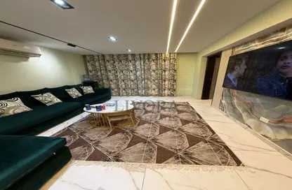 Apartment - 2 Bedrooms - 1 Bathroom for rent in Degla Palms - Al Wahat Road - 6 October City - Giza