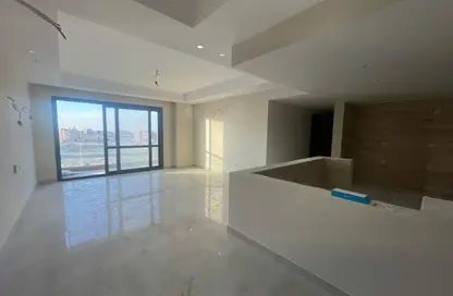 Apartment - 3 Bedrooms - 2 Bathrooms for sale in El Patio Oro - 5th Settlement Compounds - The 5th Settlement - New Cairo City - Cairo Apartment - 3 Bedrooms - 2 Bathrooms for sale in El Patio Oro - 5th Settlement Compounds - The 5th Settlement - New Cairo City - Cairo