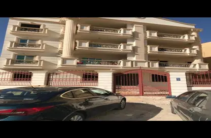 Apartment - 3 Bedrooms - 3 Bathrooms for sale in Al Mohandes Ahmed Kamal Hamdy St. - 16th District - Sheikh Zayed City - Giza
