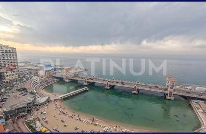 شقة - 4 غرف نوم - 3 حمامات للبيع في كوبري استانلي - ستانلي - حي شرق - الاسكندرية