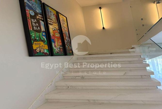 8353403 - Property Image 2