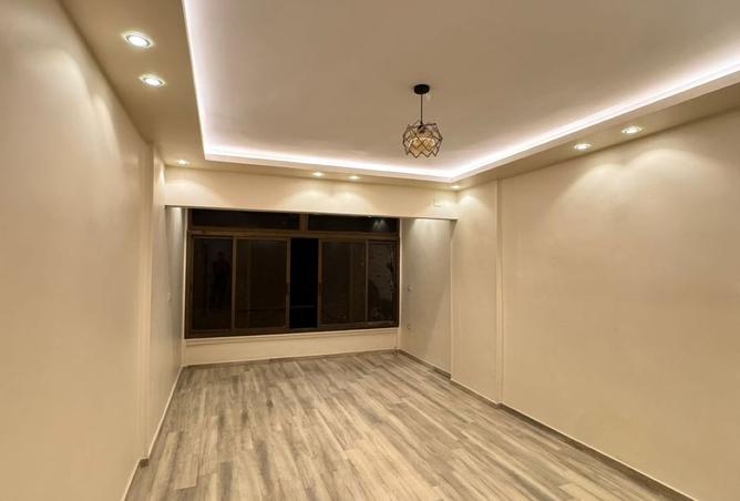 8085669 - Property Image 3