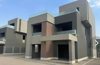 Villa - 4 Bedrooms - 5 Bathrooms for sale in Palm Hills Katameya Extension - 5th Settlement Compounds - The 5th Settlement - New Cairo City - Cairo