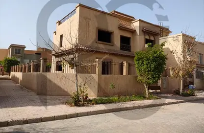 Villa - 6 Bedrooms - 6 Bathrooms for sale in Rayhana Compound - Al Wahat Road - 6 October City - Giza