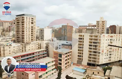 Apartment - 5 Bedrooms - 2 Bathrooms for sale in Abo Qir St. - Glim - Hay Sharq - Alexandria