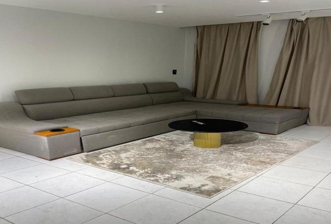 8475162 - Property Image 2