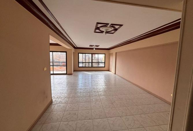 8300939 - الصورة الرئيسية للعقار