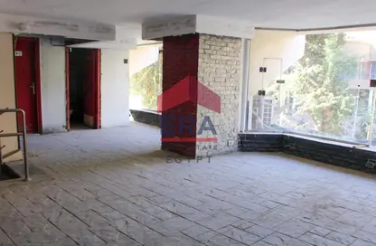Shop - Studio - 2 Bathrooms for rent in Street 10 - Maadi - Hay El Maadi - Cairo