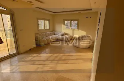 شقة - 4 غرف نوم - 2 حمامات للايجار في شارع جاردينيا مول - التجمع الاول - مدينة القاهرة الجديدة - القاهرة