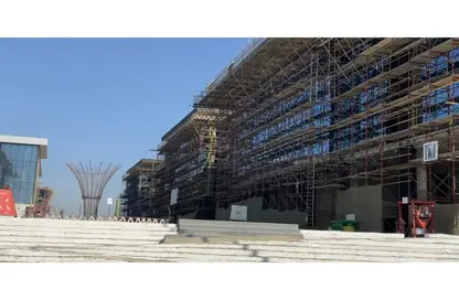 مساحات مكتبية - استوديو - 2 حمامات للبيع في جولدن جيت - شارع التسعين الجنوبي - التجمع الخامس - مدينة القاهرة الجديدة - القاهرة