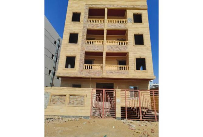 8252835 - Property Image 2