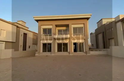 فيلا - 5 غرف نوم - 7 حمامات للبيع في كايرو فيستيفال سيتى - المستثمرين الشمالية - مدينة القاهرة الجديدة - القاهرة