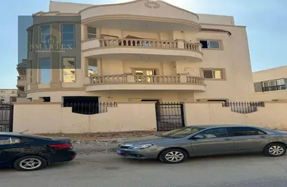 Apartment - 3 Bedrooms - 2 Bathrooms for sale in 1st Neighborhood - 3rd District West - Shorouk City - Cairo