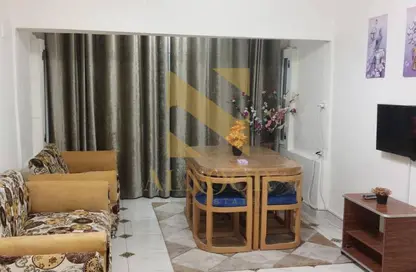 Apartment - 3 Bedrooms - 2 Bathrooms for rent in Mecca Al Mokarama St. - 7th District - 6 October City - Giza