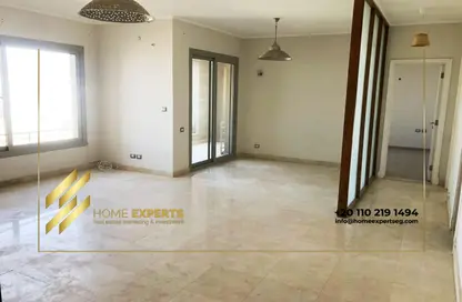 شقة - 2 غرف نوم - 2 حمامات للايجار في فيلدج جيت - المستثمرين الجنوبية - مدينة القاهرة الجديدة - القاهرة