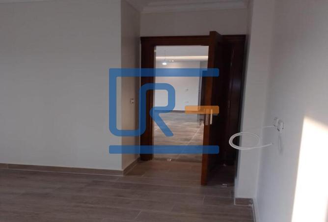 8036341 - Property Image 2