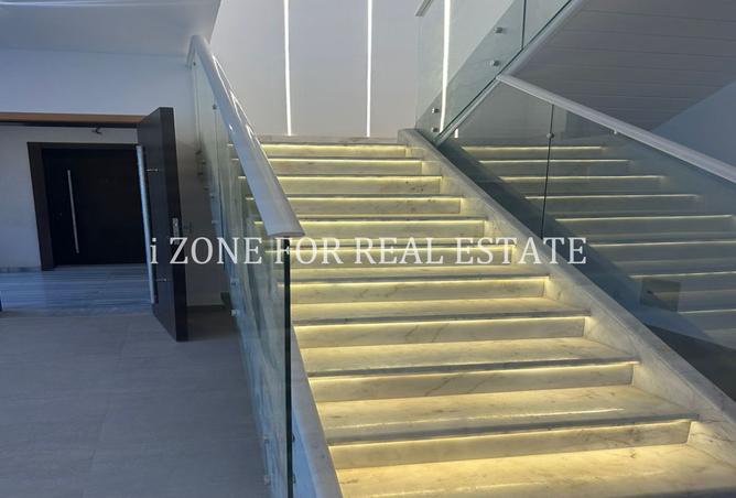 8051575 - Property Image 2