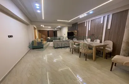 شقة - 3 غرف نوم - 3 حمامات للايجار في شارع لبنان - المهندسين - الجيزة