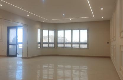 Apartment - 3 Bedrooms - 3 Bathrooms for sale in Makram Ebeid St. - 6th Zone - Nasr City - Cairo