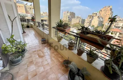 شقة - 4 غرف نوم - 4 حمامات للايجار في شارع صلاح الدين - الزمالك - القاهرة