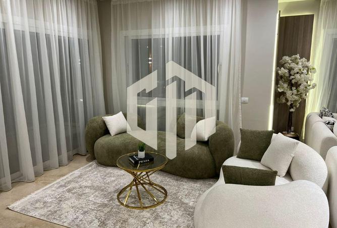 8189311 - Property Image 2