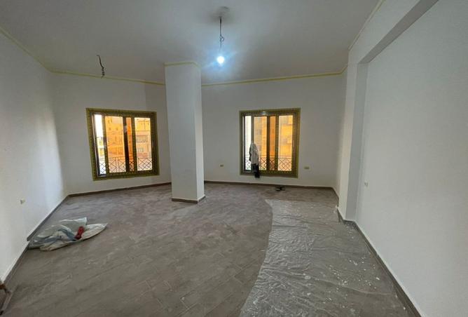 7921976 - Property Image 3