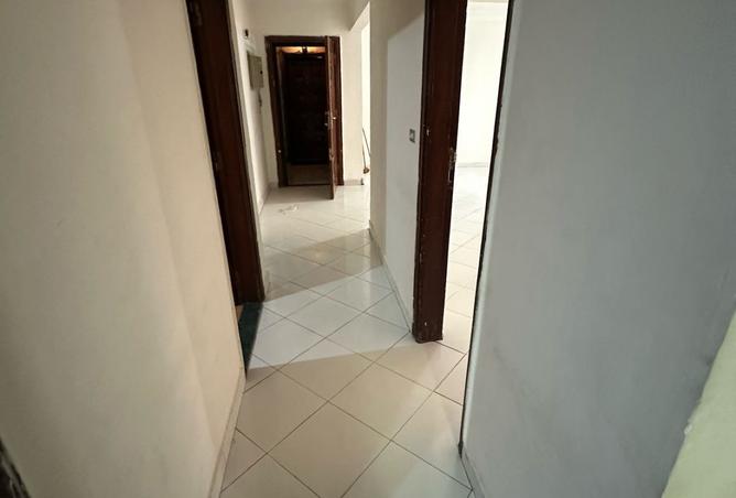 8215030 - Property Image 3