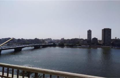Apartment - 3 Bedrooms - 4 Bathrooms for sale in Nile Corniche St. - Garden City - Cairo