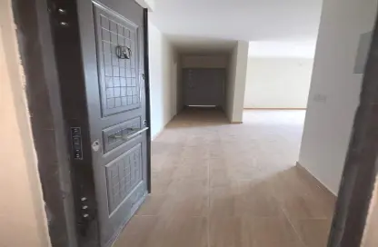 Apartment - 3 Bedrooms - 3 Bathrooms for sale in Nasr City - Cairo