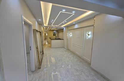 Apartment - 3 Bedrooms - 2 Bathrooms for sale in Mansoura St. - Saba Basha - Hay Sharq - Alexandria