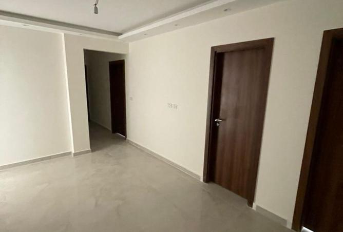 8194173 - Property Image 3