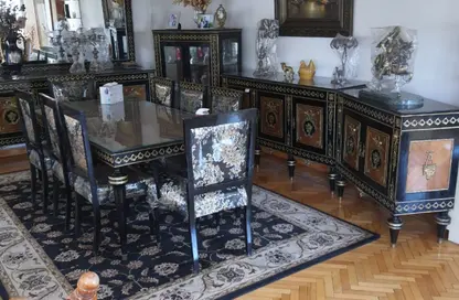 Apartment - 3 Bedrooms - 3 Bathrooms for sale in Zamalek - Cairo