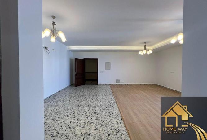 8256987 - Property Image 2