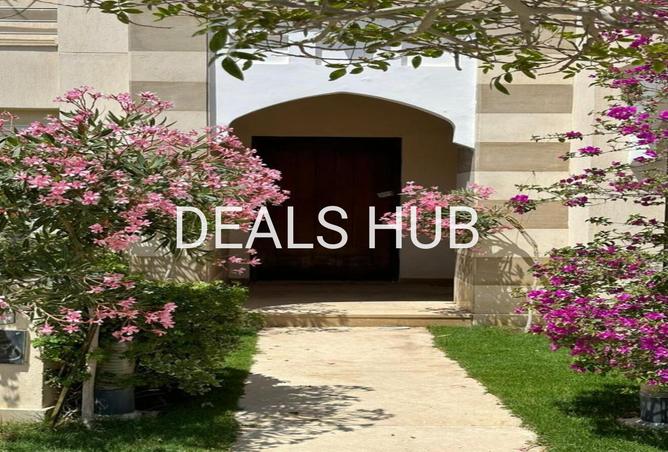 8163767 - Property Image 2