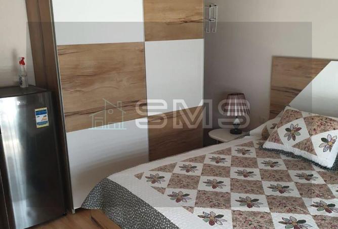 8240000 - Property Image 2