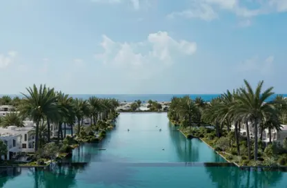 فيلا - 6 غرف نوم - 7 حمامات للبيع في سول الساحل الشمال - قسم الضبعة - الساحل الشمالي