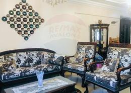 Apartment - 3 bedrooms for للايجار in Mohamed Basha Saeed St. - Janaklees - Hay Sharq - Alexandria