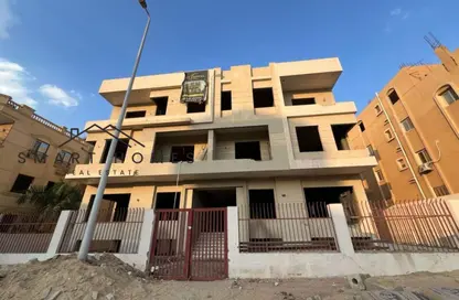 Apartment - 3 Bedrooms - 2 Bathrooms for sale in 8th District - Sheikh Zayed City - Giza