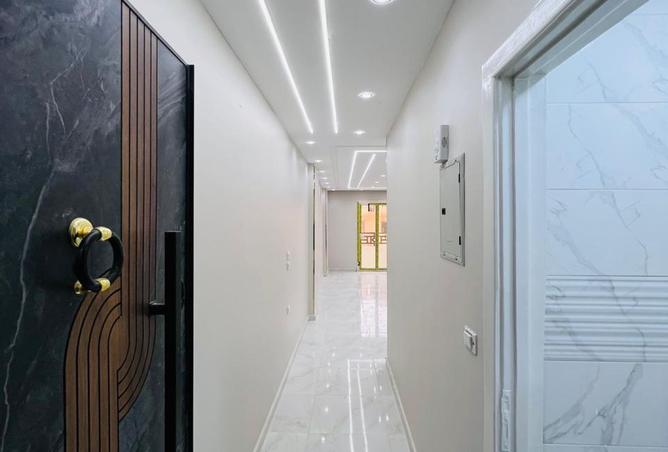 8083036 - Property Image 2