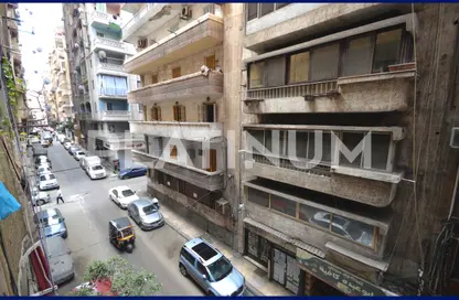 Apartment - 3 Bedrooms - 1 Bathroom for sale in Mohamed Anwar El Sadat - Forty Five St. - El Asafra Bahary - Asafra - Hay Than El Montazah - Alexandria