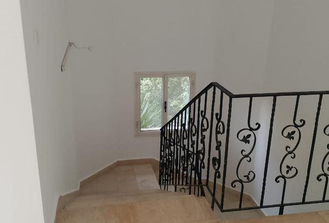 8250691 - Property Image 3