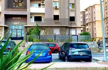Apartment - 3 Bedrooms - 2 Bathrooms for sale in Gardenia City Compound Nasr City - Zahraa Madinat Nasr - Nasr City - Cairo