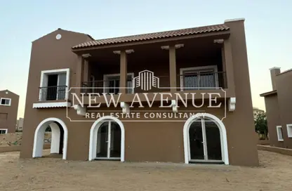 Villa - 5 Bedrooms - 4 Bathrooms for sale in The Residences - Hyde Park - New Cairo City - Cairo